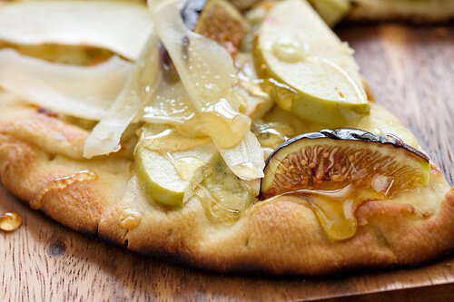 Warm Fig, Apple and Gorgonzola Flatbread